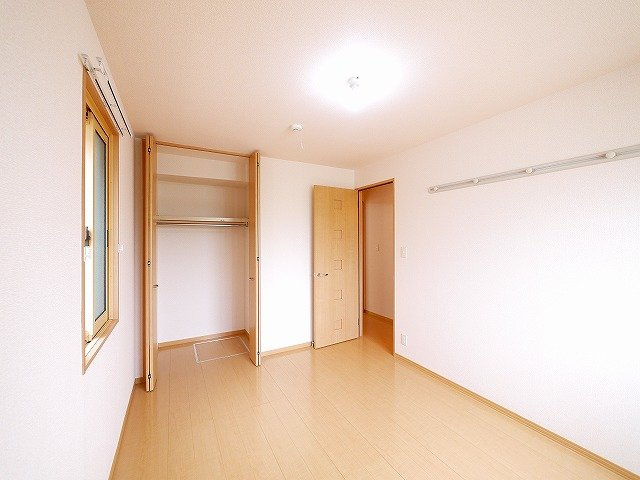 サル　ドセジュールの洋室|個人の部屋や寝室として使えます