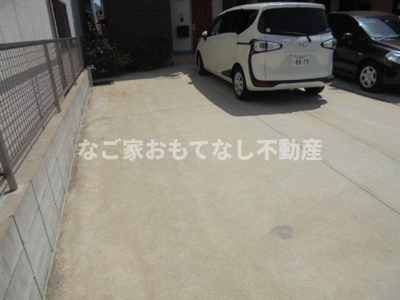 【駐車場】 | ラグラス