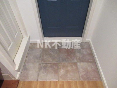 【玄関】 | プロシード八戸ノ里（八戸ノ里賃貸） | シンプルで使いやすい玄関です