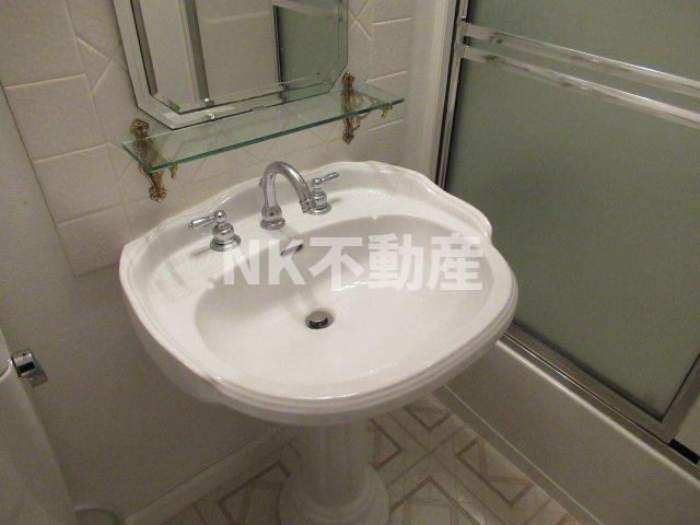 【洗面所】 | プロシード八戸ノ里（八戸ノ里賃貸） | コンパクトで使いやすい洗面