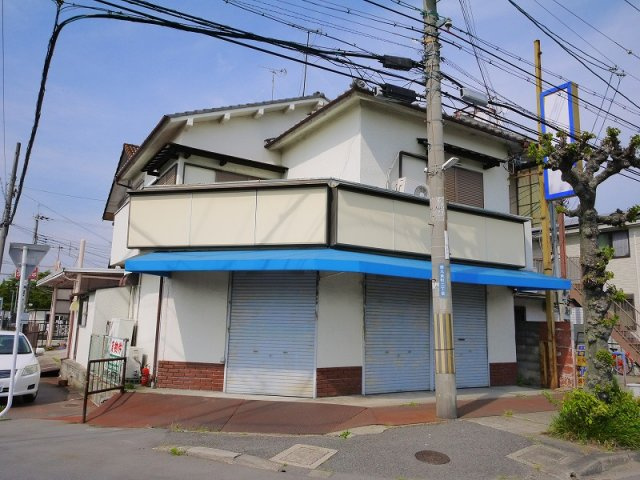 西九条店舗の外観