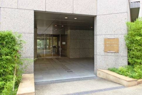 ミレニアムガーデンコートのエントランス|ミレニアムガーデンコート