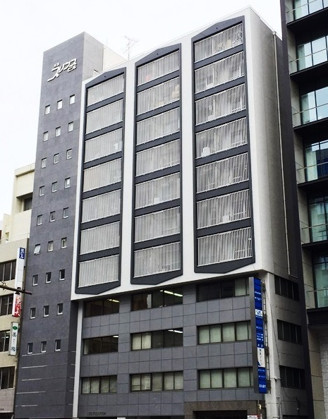 ダイニ　プリンスビルの外観