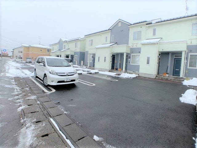 キャピタルＴ・Ｔの駐車場