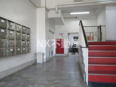 【エントランス】 | サンライフ小阪（河内小阪賃貸） | 建物の内部です