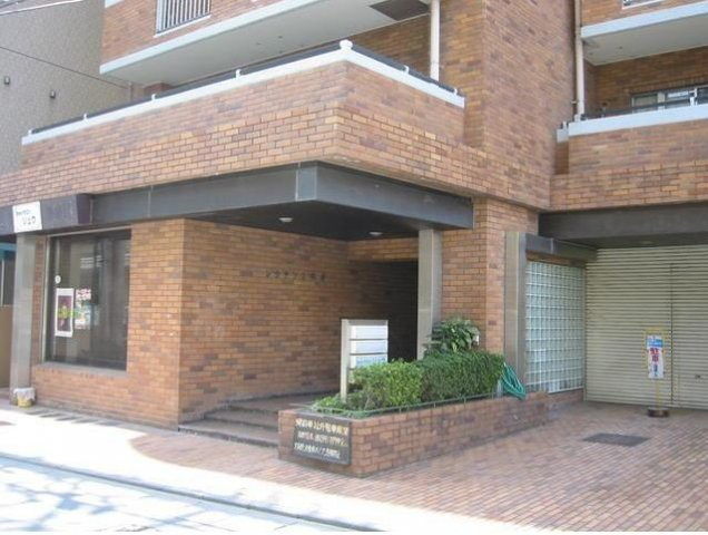 レジデンス松寿の外観