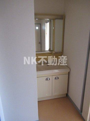 【洗面所】 | メゾンドール若江北（若江岩田賃貸） | コンパクトで使いやすい洗面所