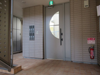 【ロビー】 | 建物の内部です