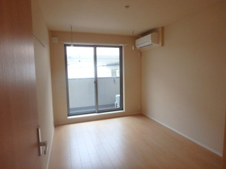 【寝室】 | メゾン・イセキス曽根