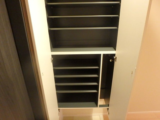 【玄関】 | メゾン・イセキス曽根