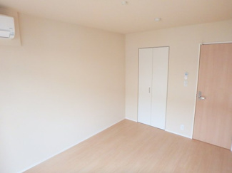 【洋室】 | メゾン・イセキス曽根