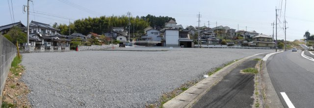 沼　貸地290坪の庭