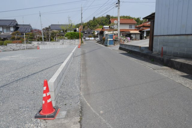 沼　貸地290坪の駐車場|東側接道