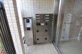 【エントランス】