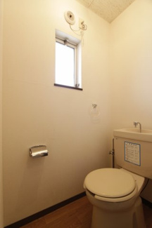 【トイレ】 | ハウスＲ | 清潔感のあるトイレです