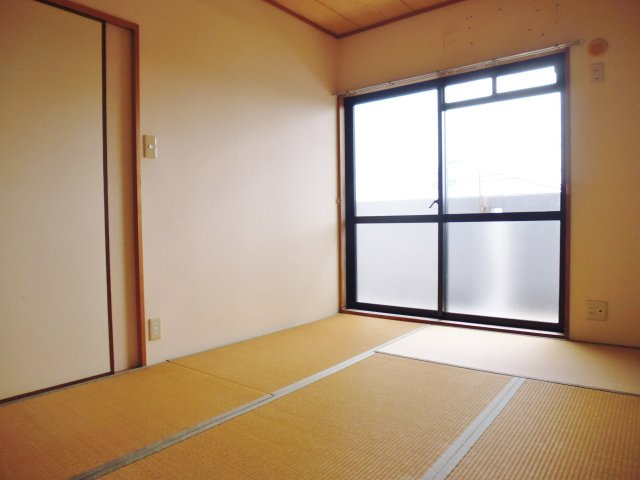 オーシャンビュー江井ヶ島の和室