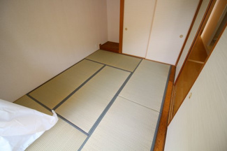 【寝室】