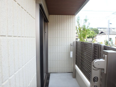 【バルコニー】 | ヌメロ・ウノ甲子園口