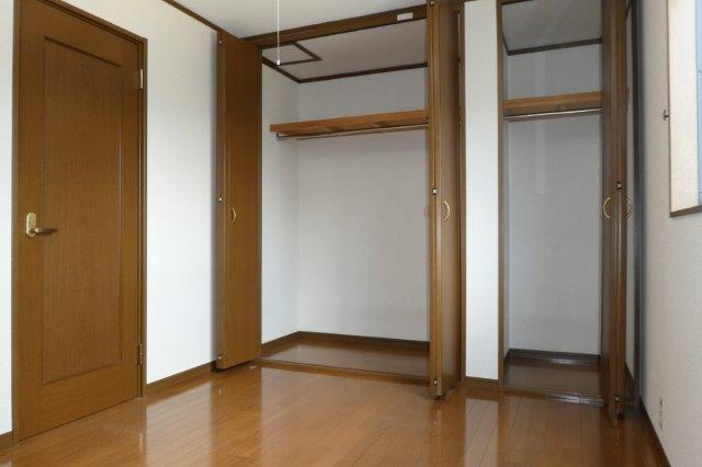 メゾウッド中原の収納|クローゼット