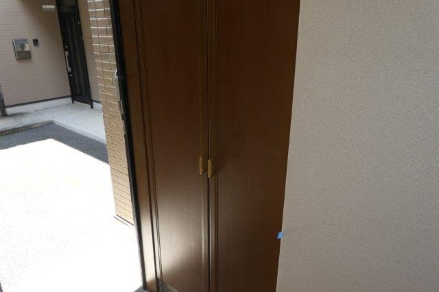 メゾウッド中原の玄関|シューズボックス