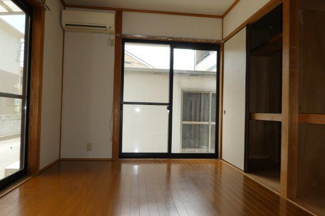 メゾウッド中原の居間・リビング|洋室