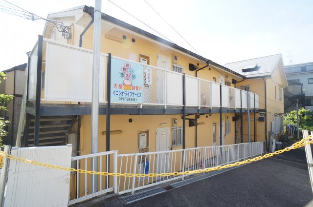 ドエル・イニシオ宝塚売布の外観