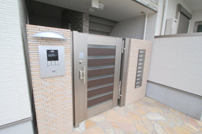 【エントランス】 | フジパレス豊中曽根Ⅱ番館