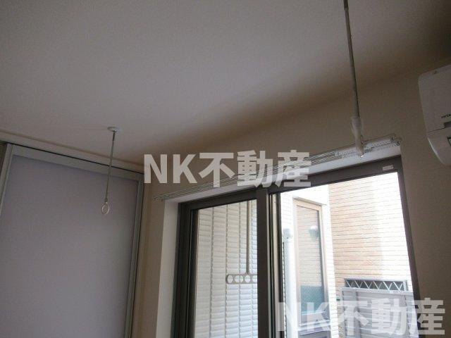 【設備】 | FERIO(フェリオ）（河内永和賃貸） | 室内物干しです