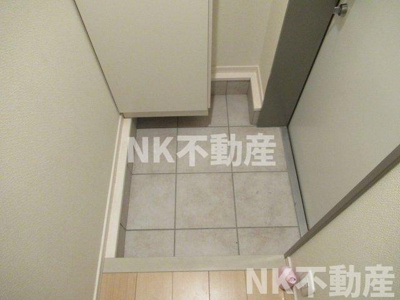 【玄関】 | FERIO(フェリオ）（河内永和賃貸） | 落ち着いた玄関です