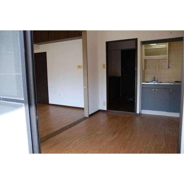 アクセス天神の洋室|写真は別号室タイプです