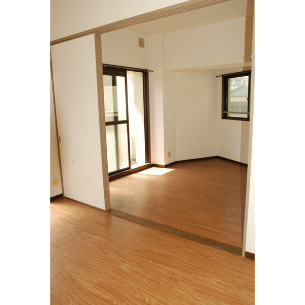 アクセス天神の洋室|写真は別号室タイプです