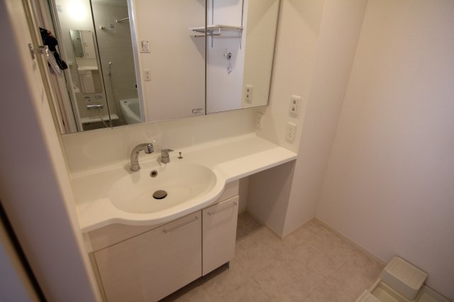 【独立洗面台】