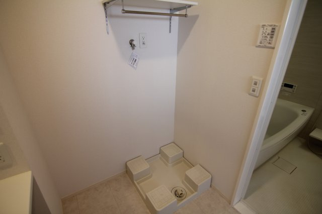 【洗面所】 | 洗濯機置場