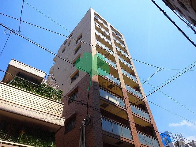 アイントラハト博多駅南の外観