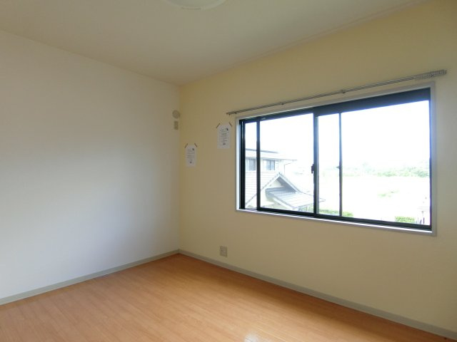 カーサイベリアル　Dの洋室