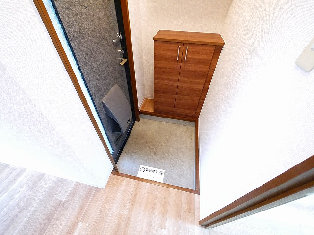 ユーエムアイリスコートの玄関