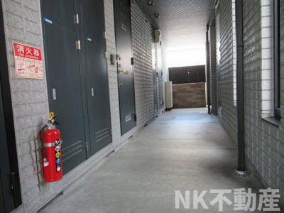 【ロビー】 | エムアールメゾン（若江岩田賃貸） | 建物の内部です