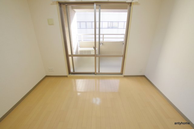 ニューシティアパートメンツ西天満　仲介手数料無料の洋室