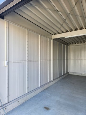 【設備】 | 神田第１シャッター付倉庫（中）