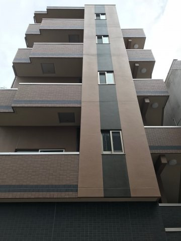 リーフ・アネックス西新宿の外観