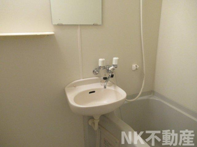 【洗面所】 | メゾン・ツジモト（若江岩田賃貸） | 洗面です