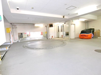 【駐車場】 | 駐車場完備しております。