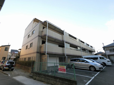 【外観】 | グラーフェ日吉 | 安心のオートロック、不在時に便利な宅配ボックス完備！