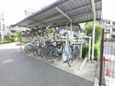 【その他共用部分】 | グランノア港北の丘2号棟 | 駐輪場