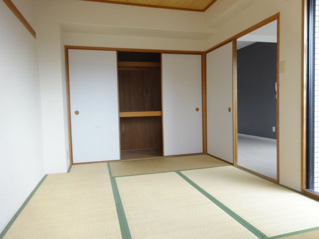 プレステージ宝塚売布の和室