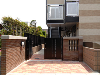 【エントランス】 | ＲｅｄＨｉｌｌ | オートロック