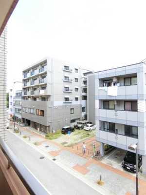 【展望】 | アイホーム茅ヶ崎 | バルコニーからの眺望です♪3階にあるので人目が気にならないのが嬉しいですよね☆