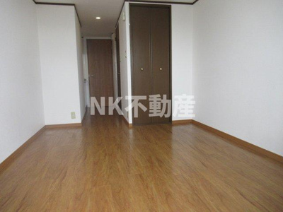 【居間・リビング】 | 大宝小阪本町ル・グラン（河内小阪賃貸） | 洋室です