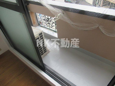 【バルコニー】 | 大宝小阪本町ル・グラン（河内小阪賃貸） | バルコニー付きです