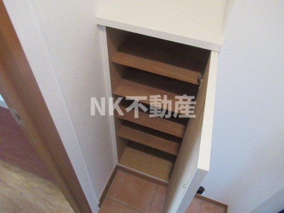 【収納】 | 大宝小阪本町ル・グラン（河内小阪賃貸） | シューズボックスです